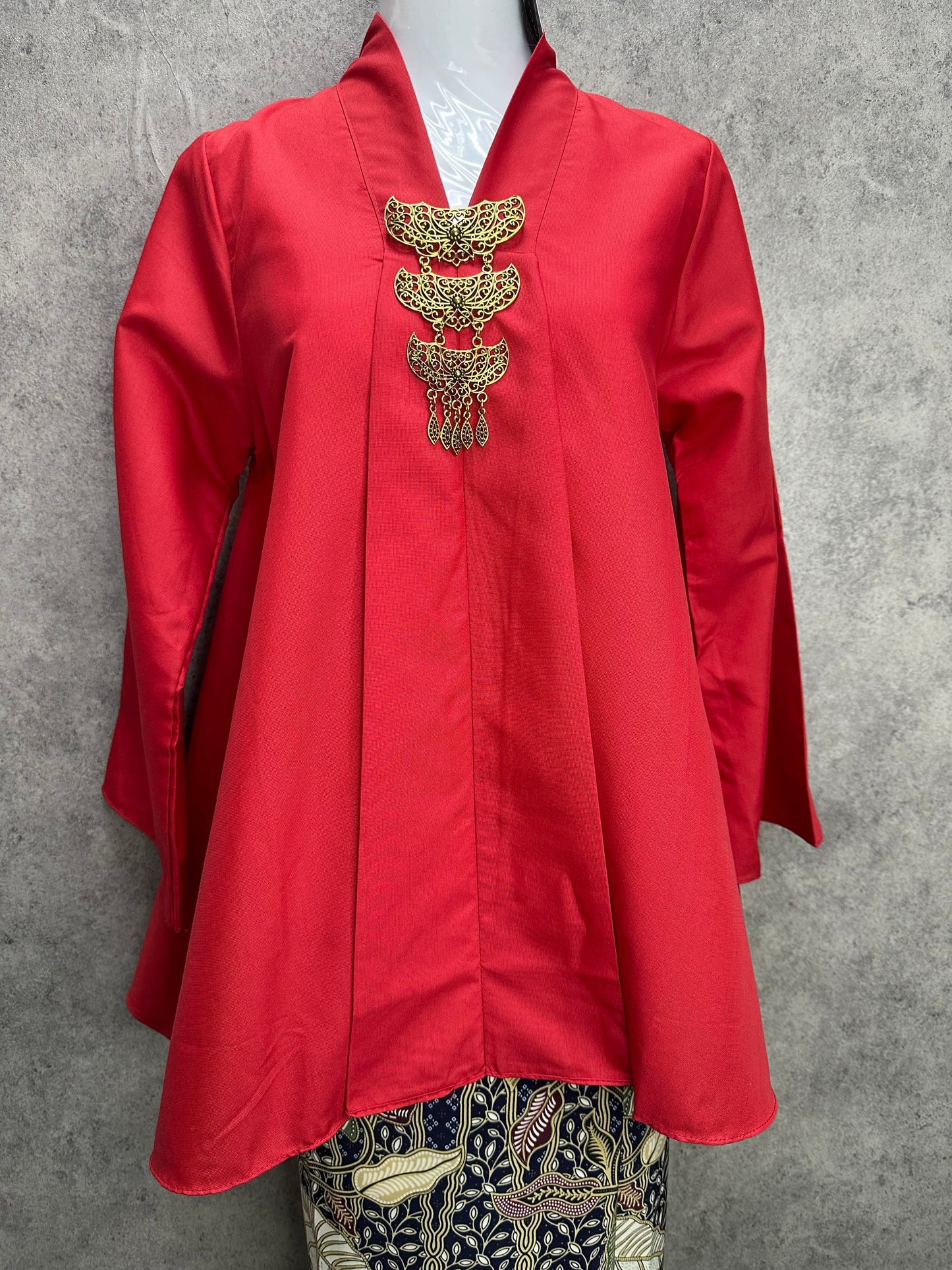 Nabila Top