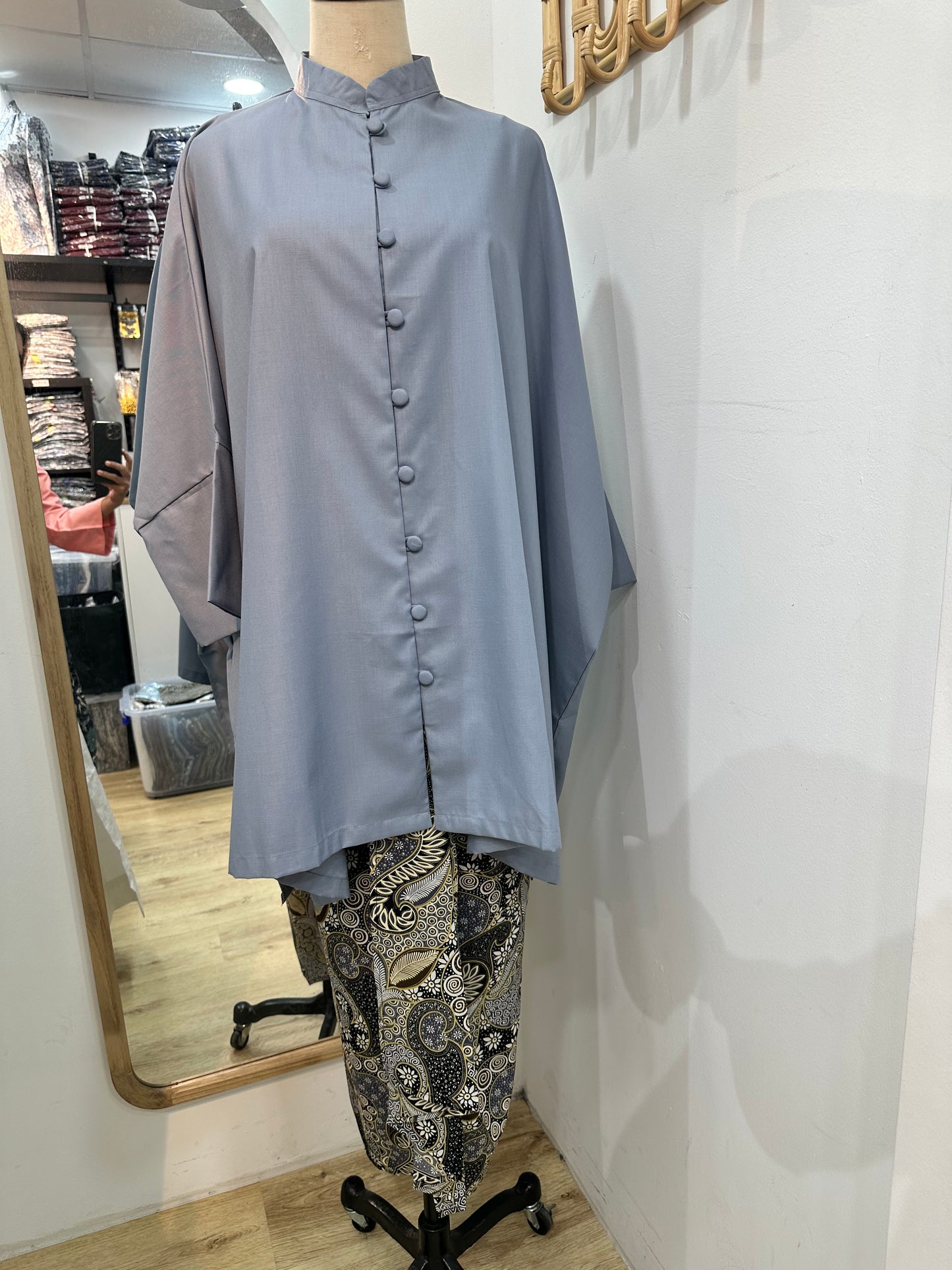 Hana Top