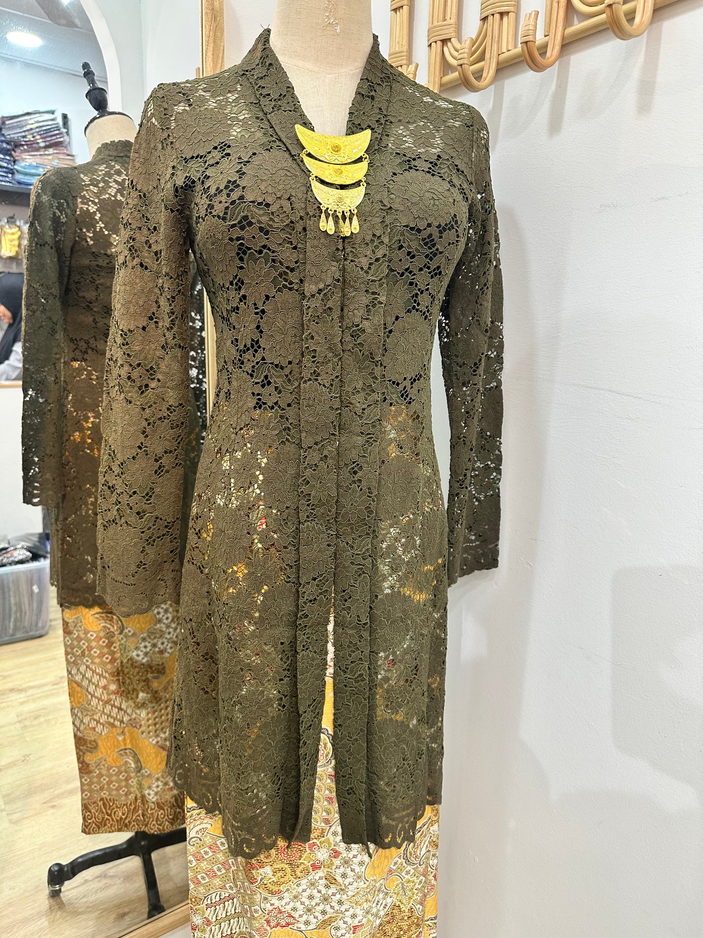 Kebaya Sekar