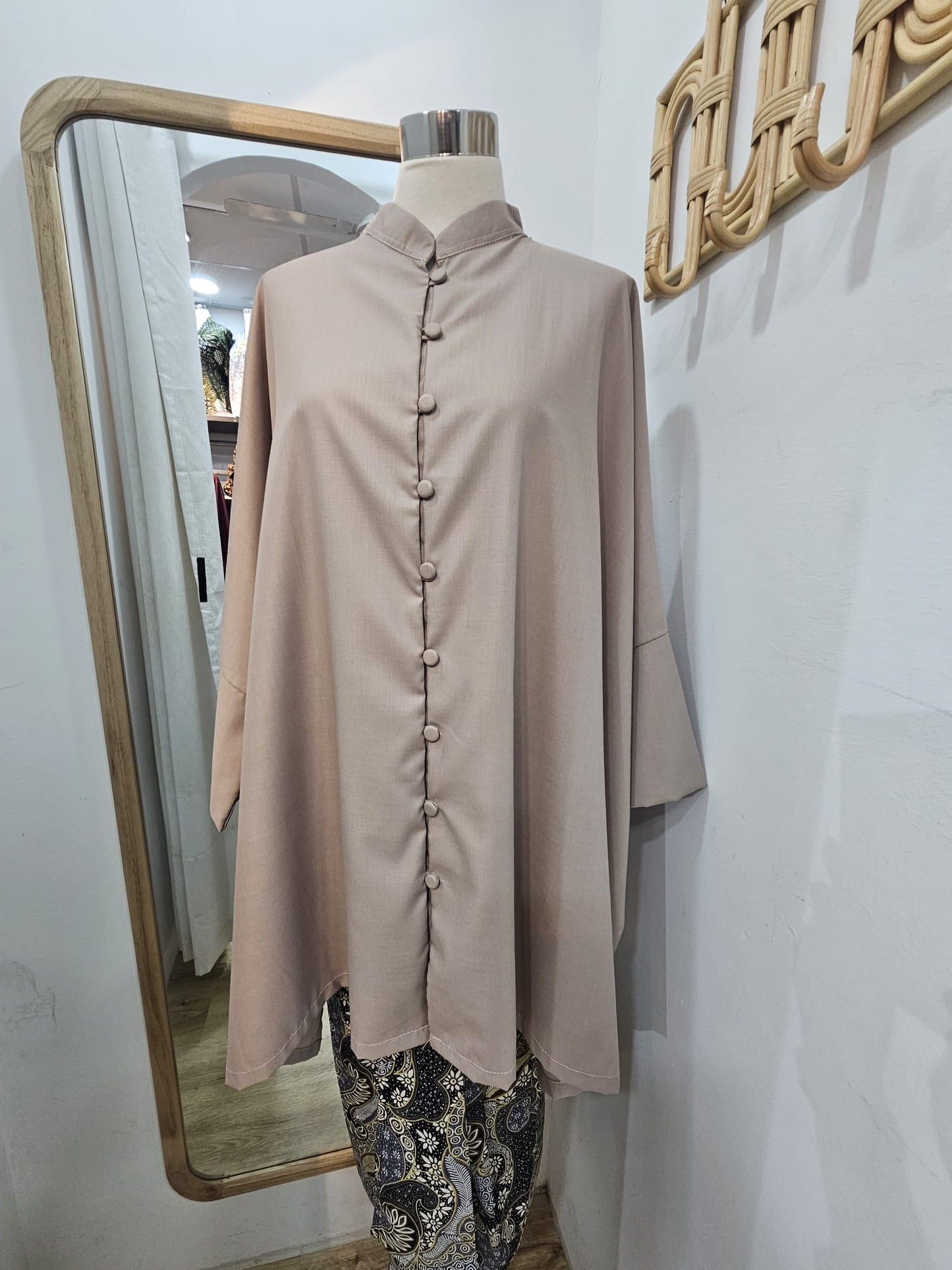 Hana Top