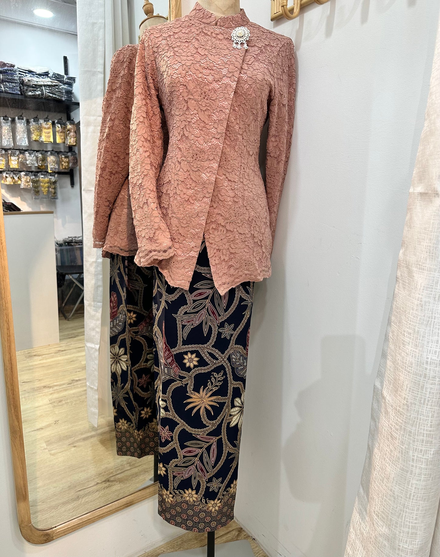 Kebaya Kretek
