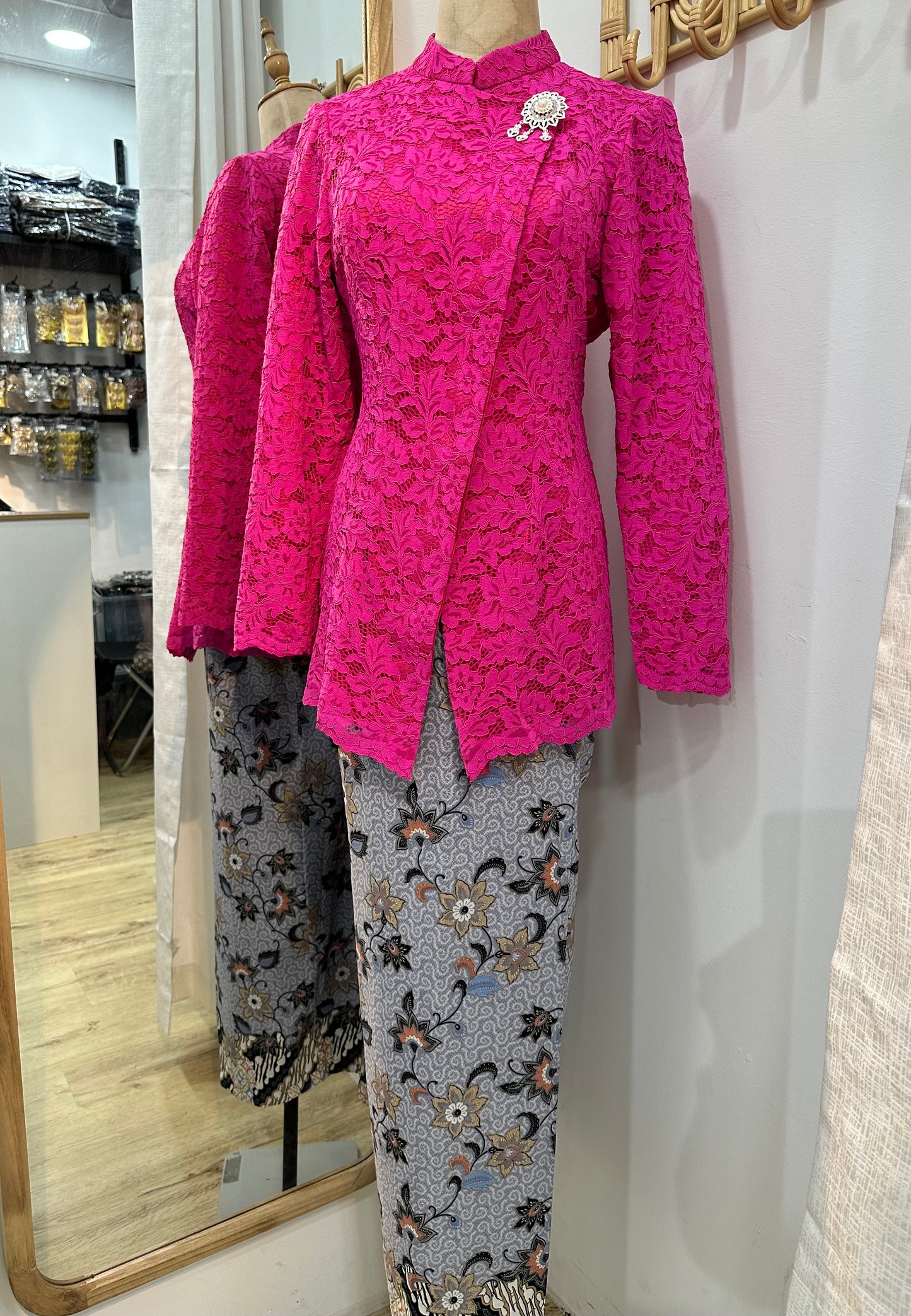 Kebaya Kretek