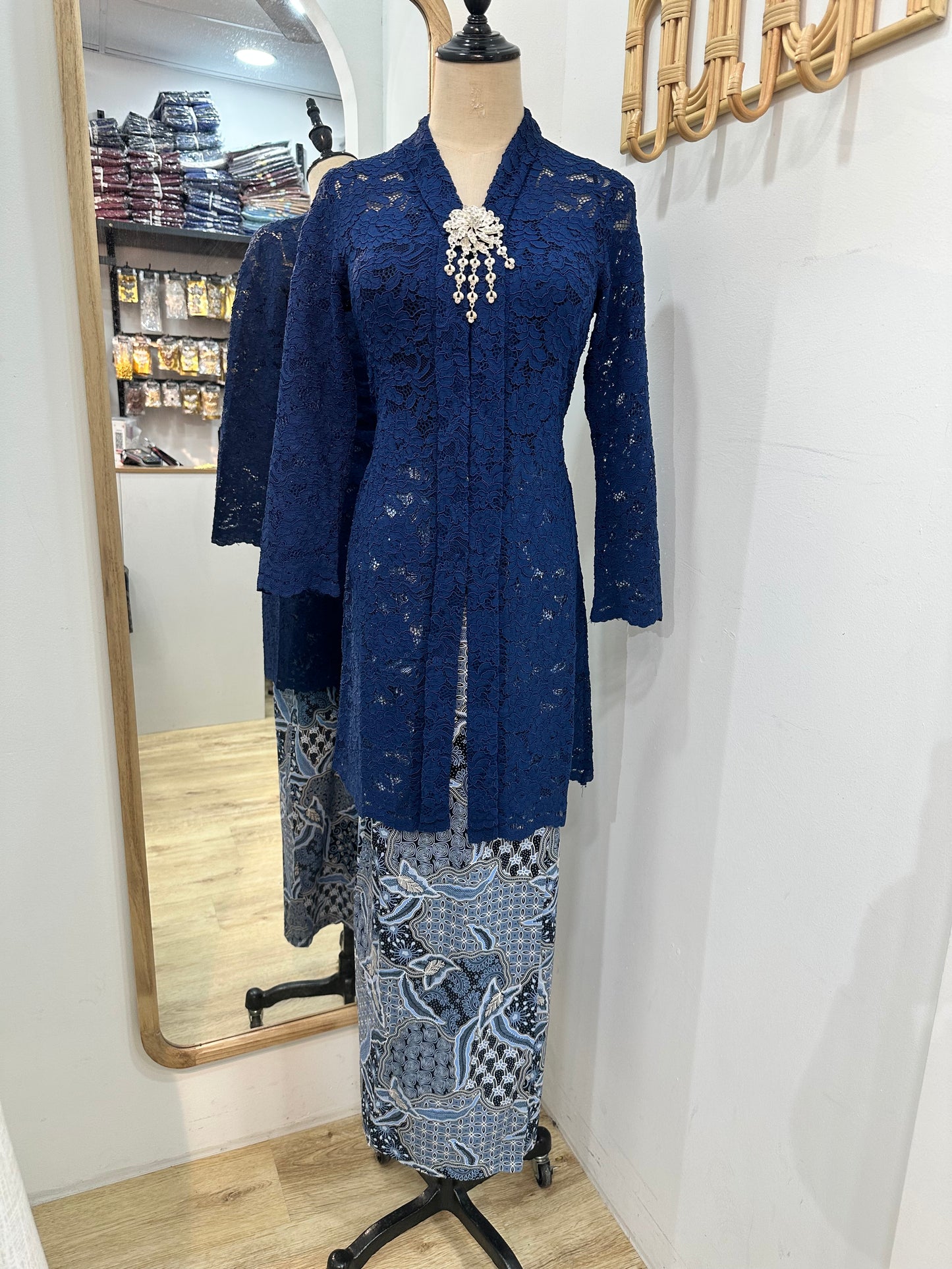 Kebaya Sekar