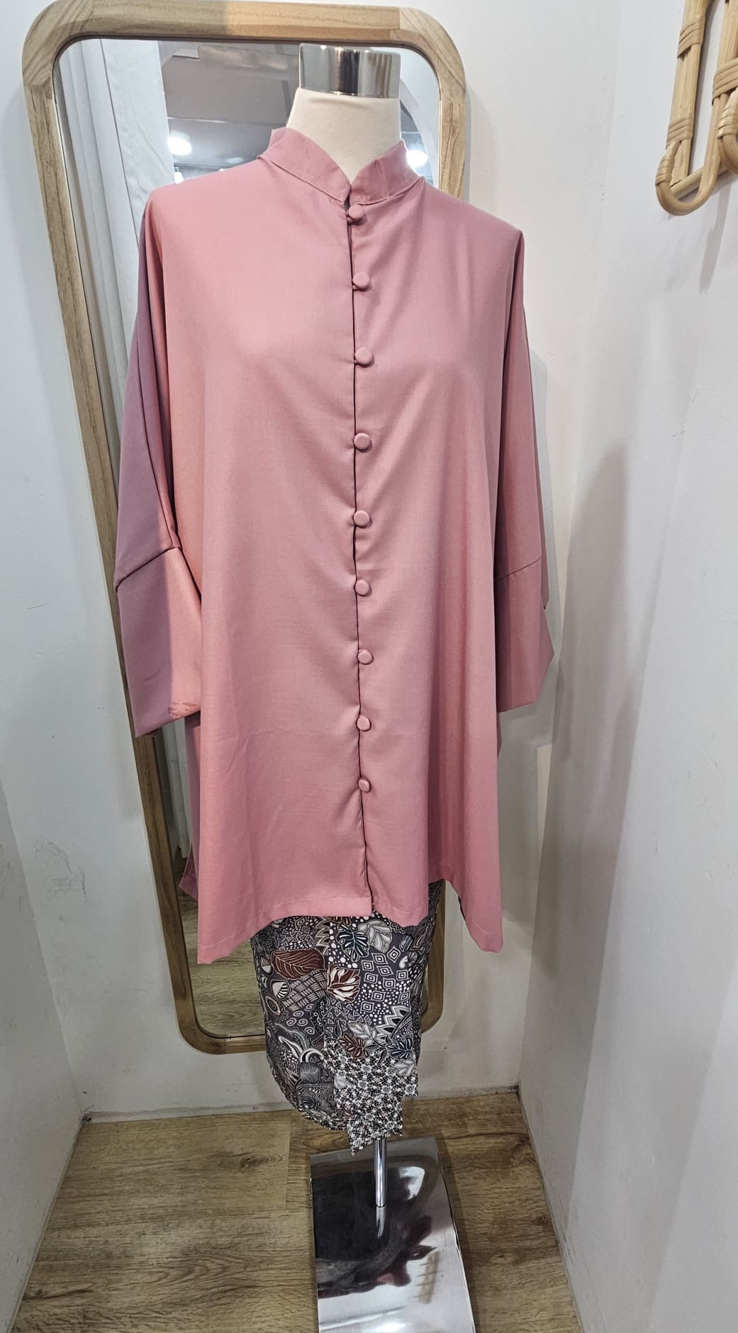 Hana Top