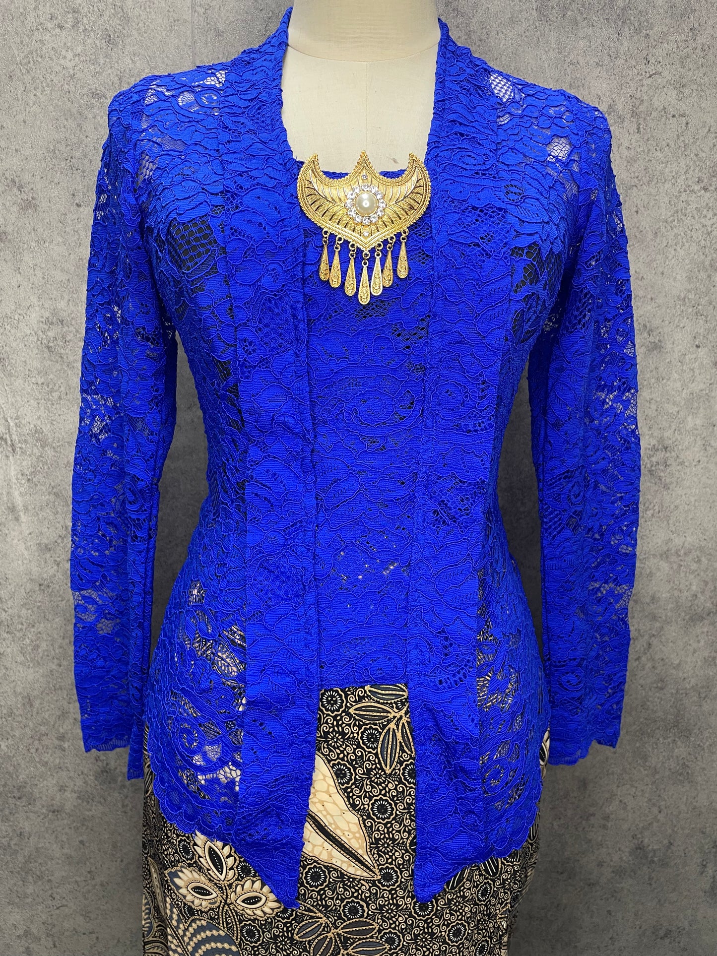 Kebaya Lusiana