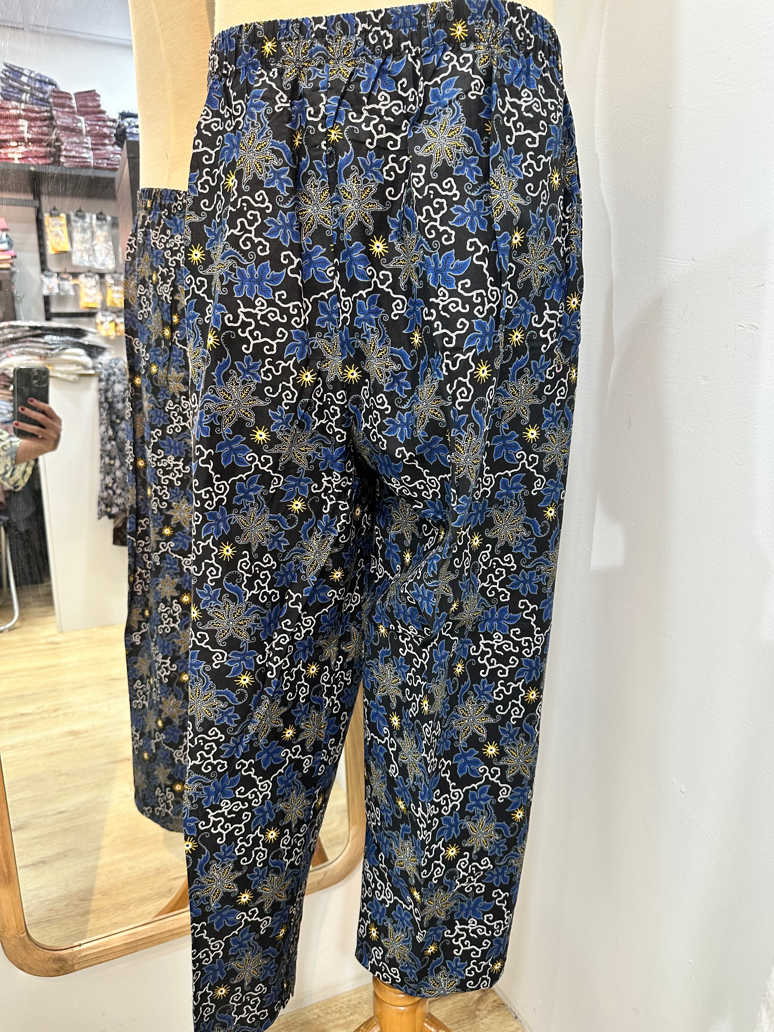 TECH EASY TROUSERS BATIK　L TECH EASY TROUSERS BATIK L Pants – Batik Isle