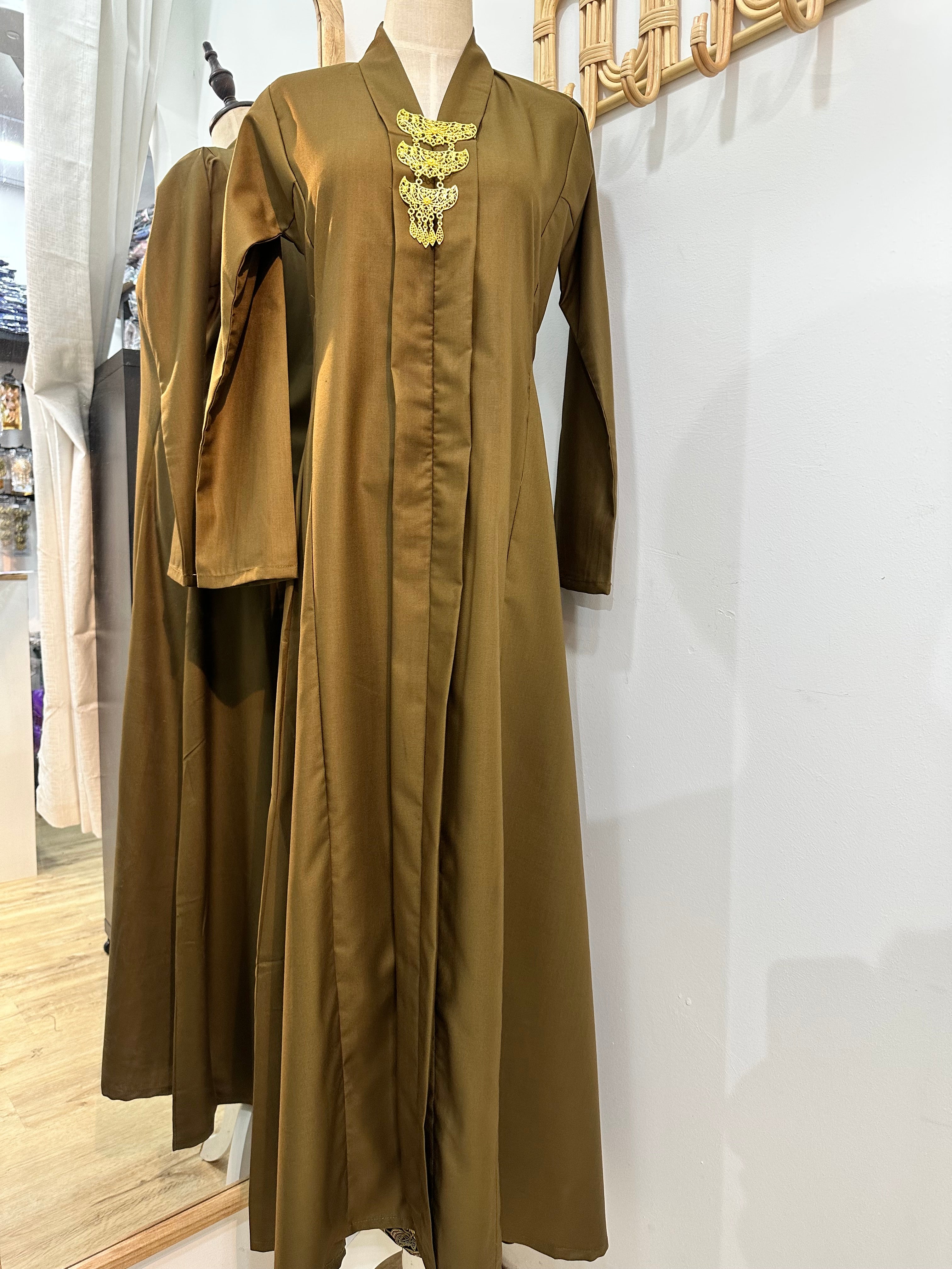 *Accessories sold separately.
*Product colour may slightly vary due to photographic lighting sources or your mointor setting. The actual size may vary as many of the products we produce are hand made. Please allow (0.05 to 0.1 inches) size variance.