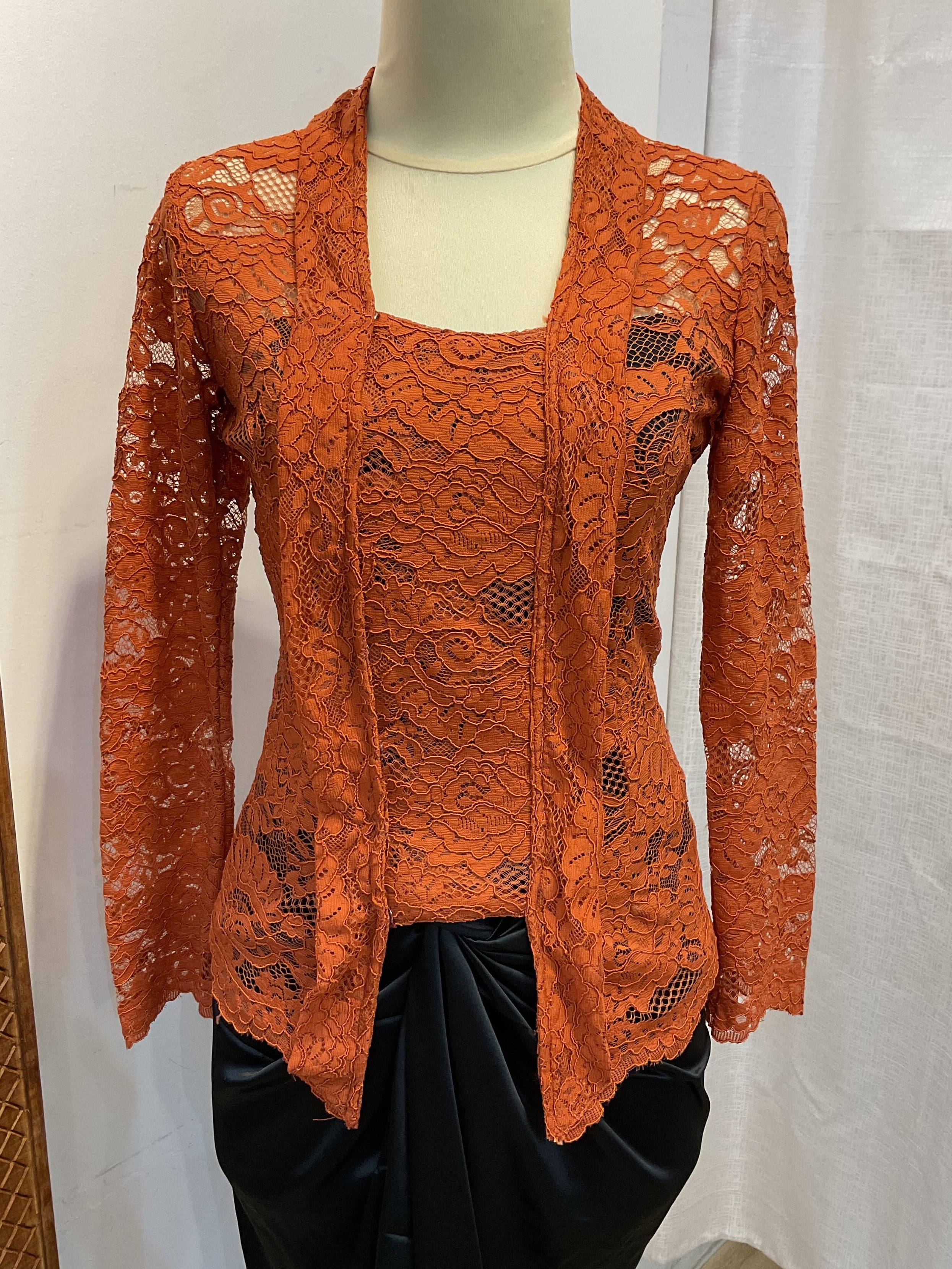 Kebaya Lusiana