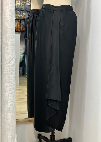 Drapery Skirt [Black]