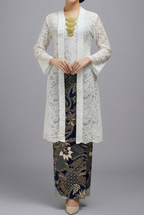Kebaya Kota Baru