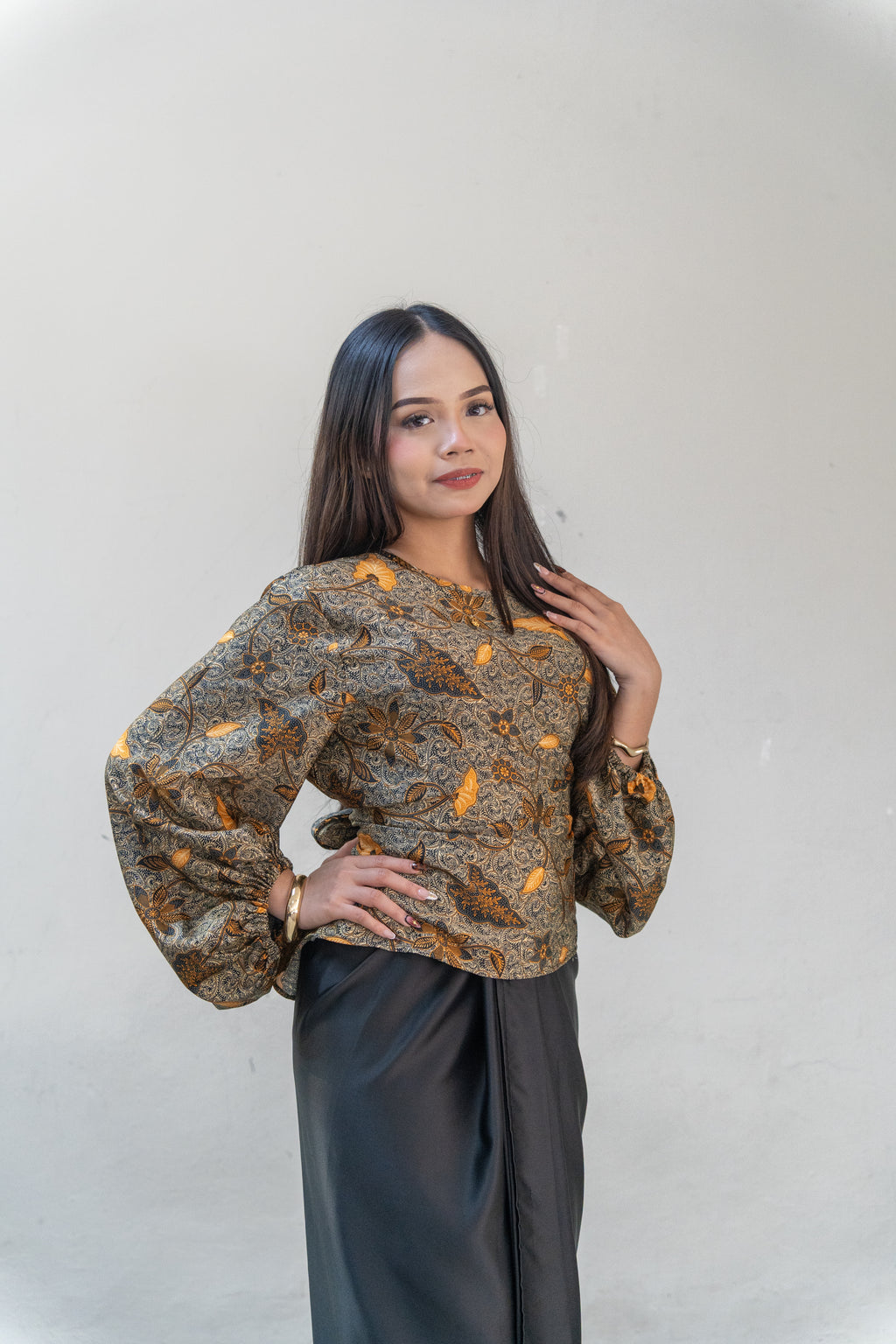 Top Aluna