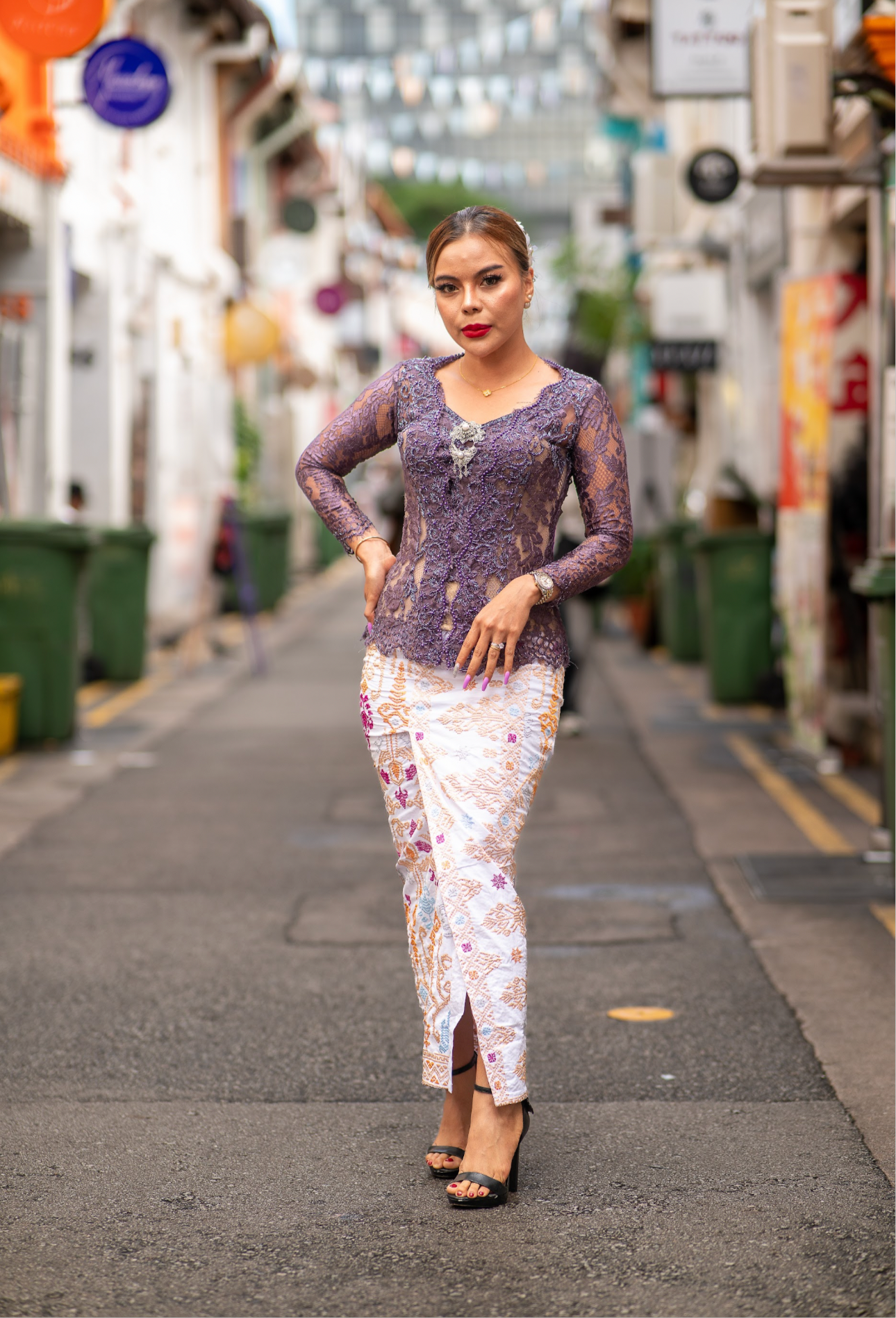 All The Picture its Our Kebaya Exclusive very limited size and colours. More available designs at our store.

More info DM us or highly recommend come to our store at City Plaza #02-115/116.

