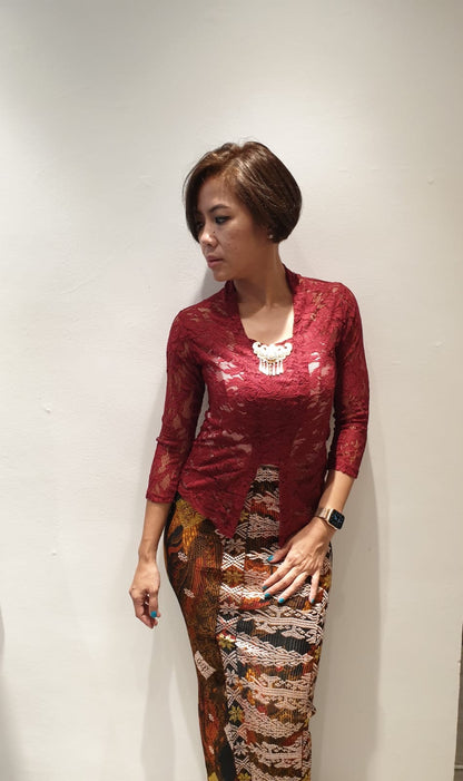 Kebaya Saloma