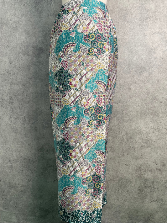 Overlap Sarong Batik Satin