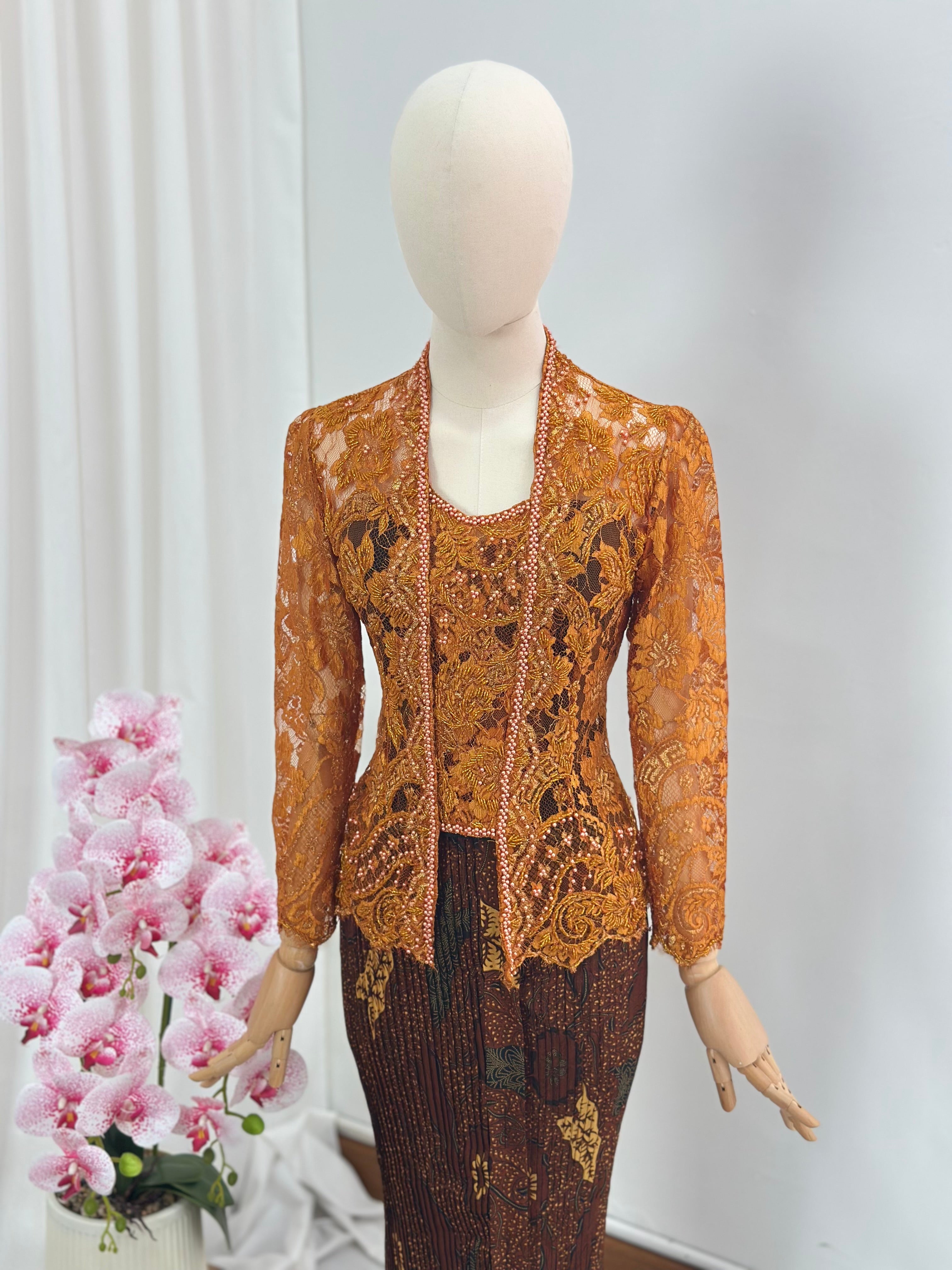 EXCLUSIVE KEBAYA COLLECTIONS