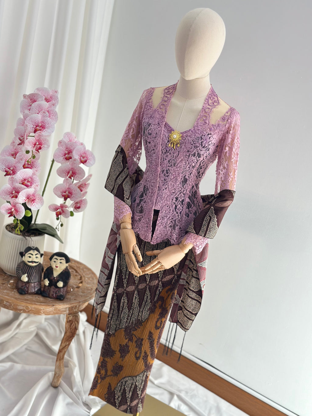 EXCLUSIVE KEBAYA COLLECTIONS