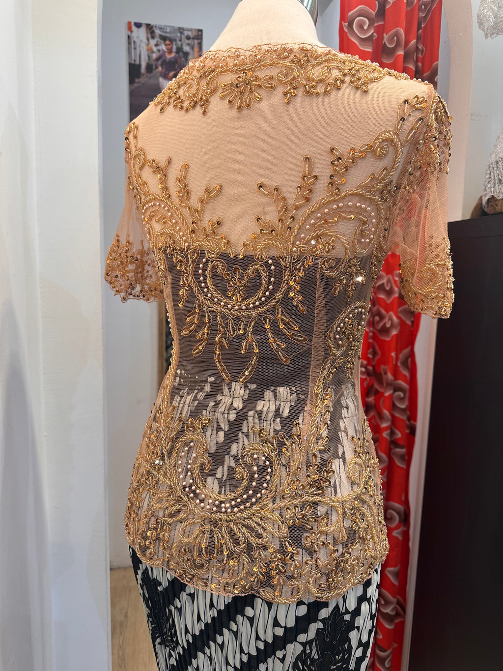 Kebaya Kendedes Short Sleeve