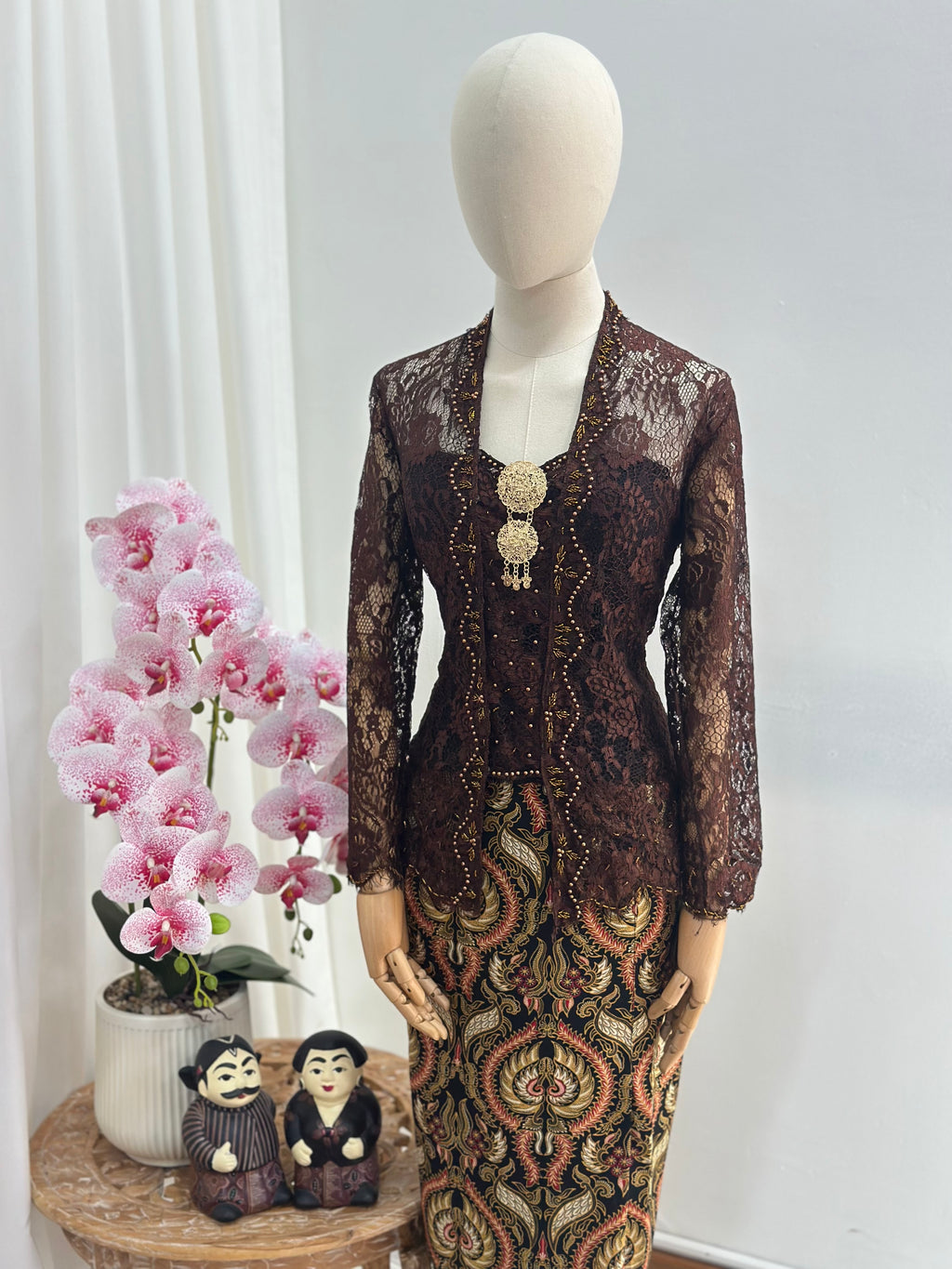 EXCLUSIVE KEBAYA COLLECTIONS