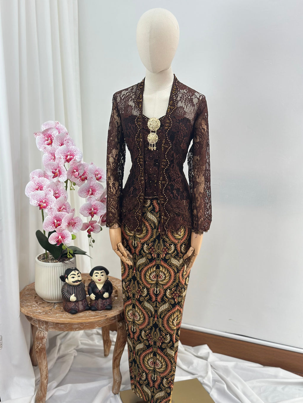 EXCLUSIVE KEBAYA COLLECTIONS