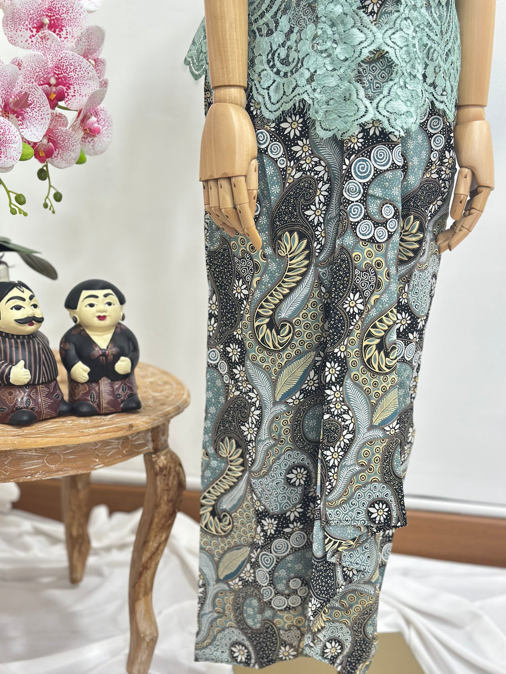 Drapery batik Skirt [Instant Wrap Skirt]