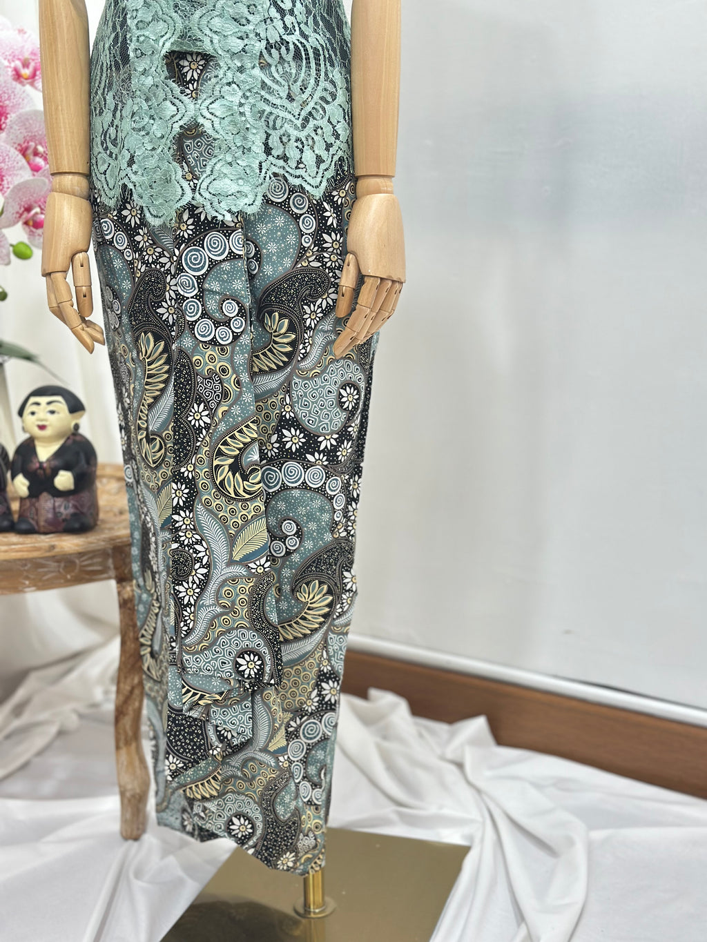 Drapery batik Skirt [Instant Wrap Skirt]