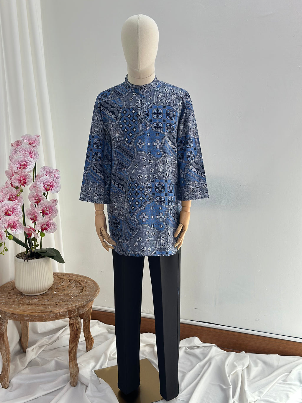 Adam Kurta [Series 1]