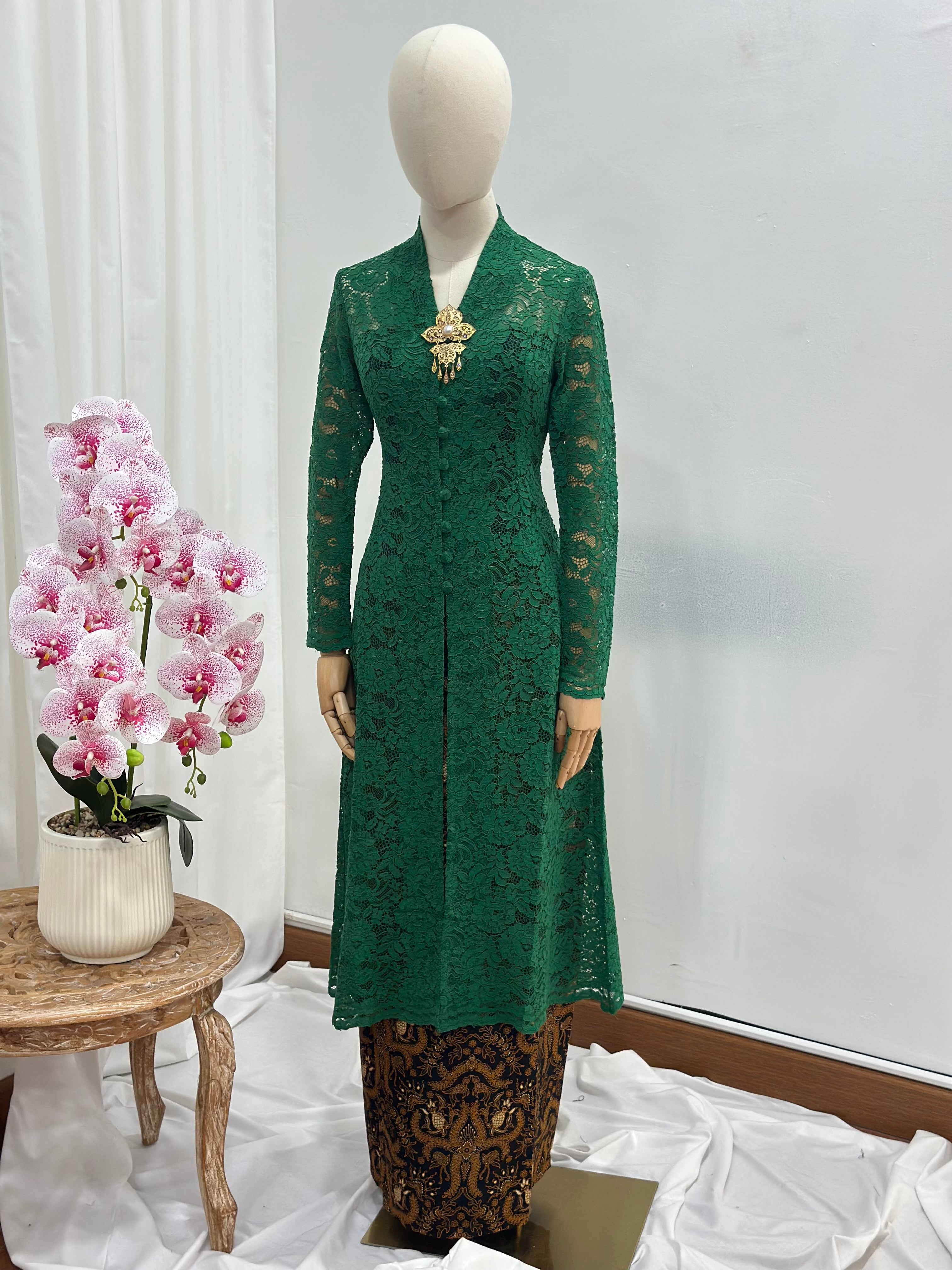 Kebaya Kirana