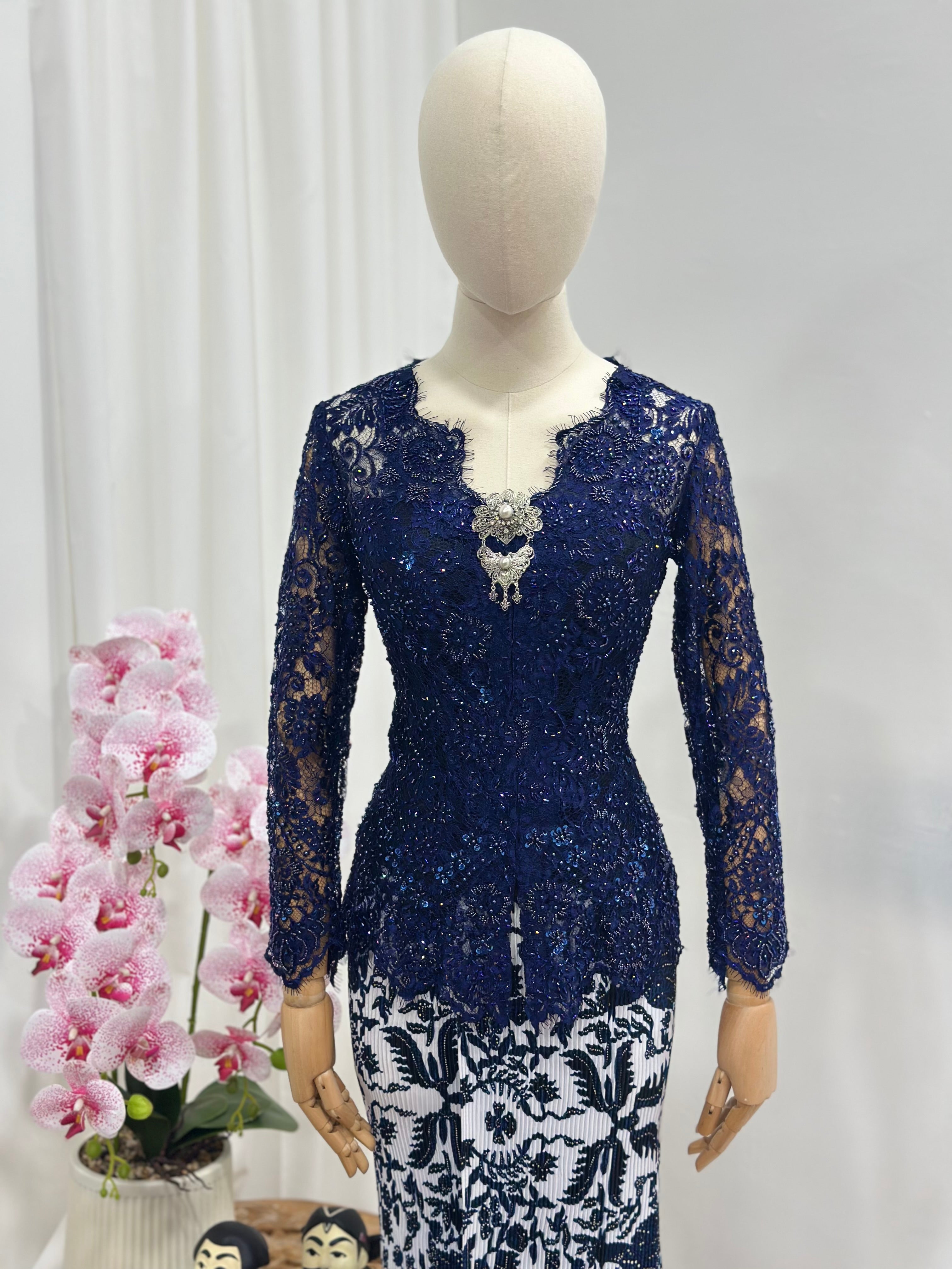 EXCLUSIVE KEBAYA COLLECTIONS