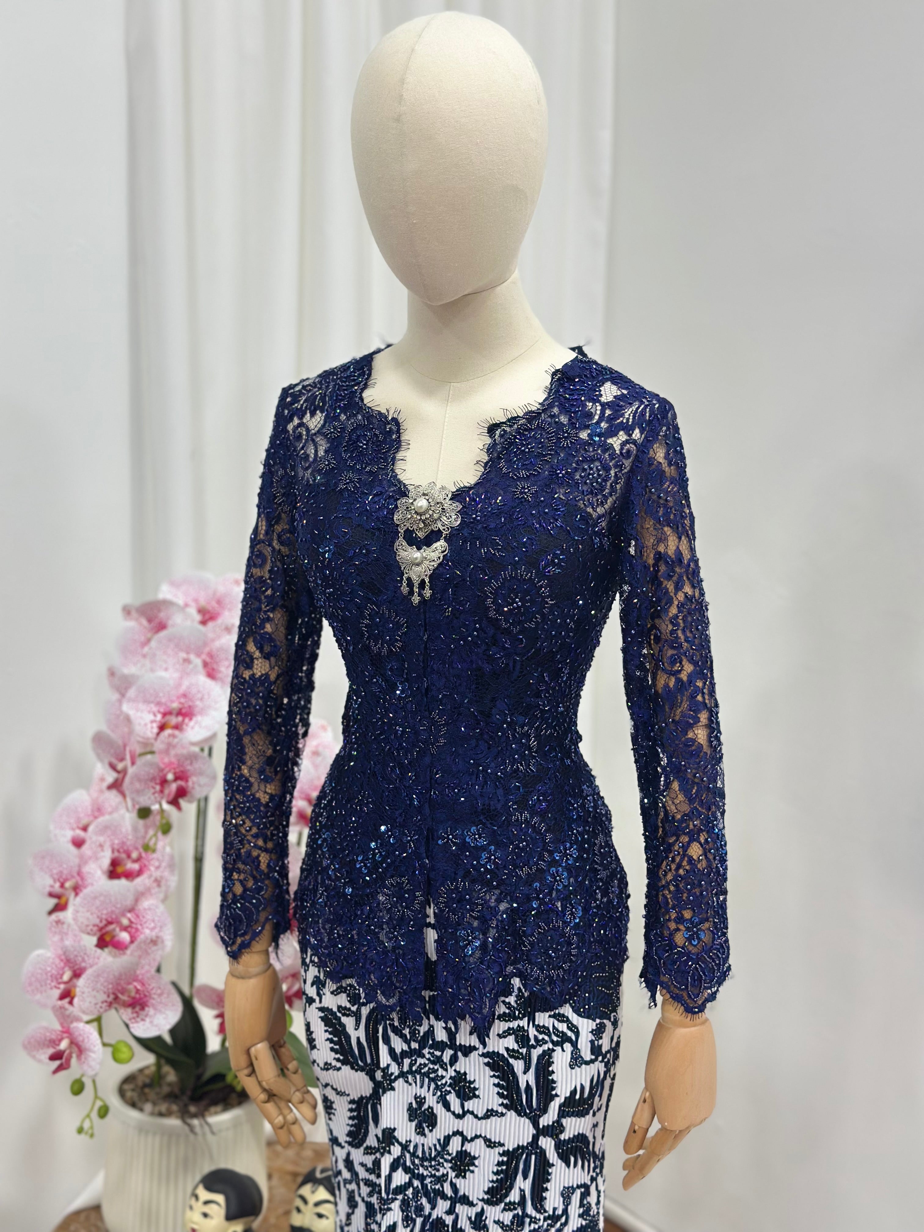 EXCLUSIVE KEBAYA COLLECTIONS