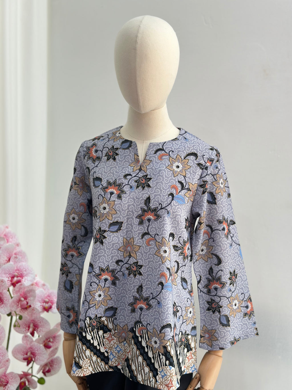 Batik Kurung/Kedah Top Singapore Women · Opah Series · Mozaic SG
