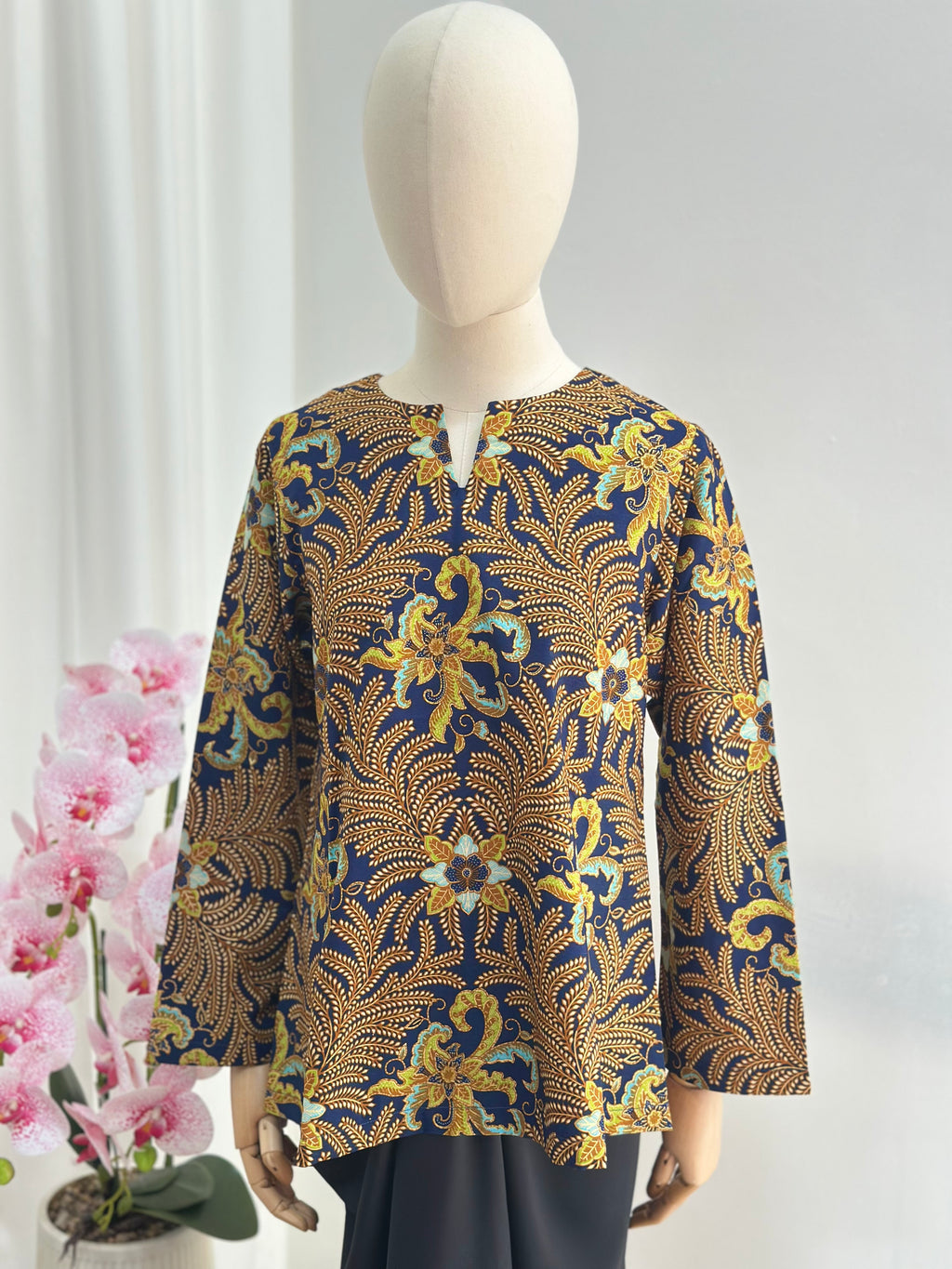 Batik Kurung/Kedah Top Singapore Women · Opah Series · Mozaic SG