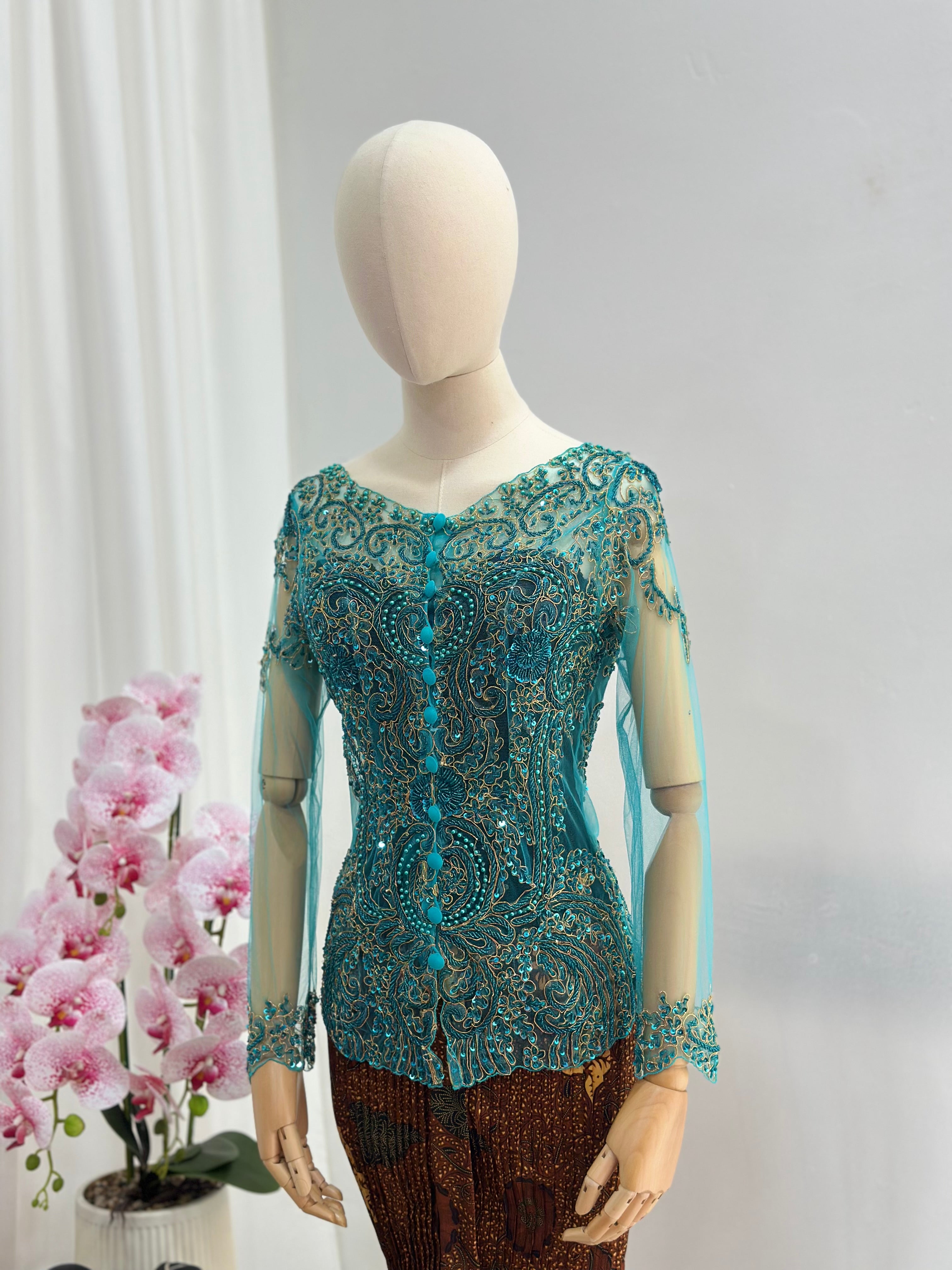 Kebaya Kendedes