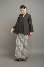 Nabila Top