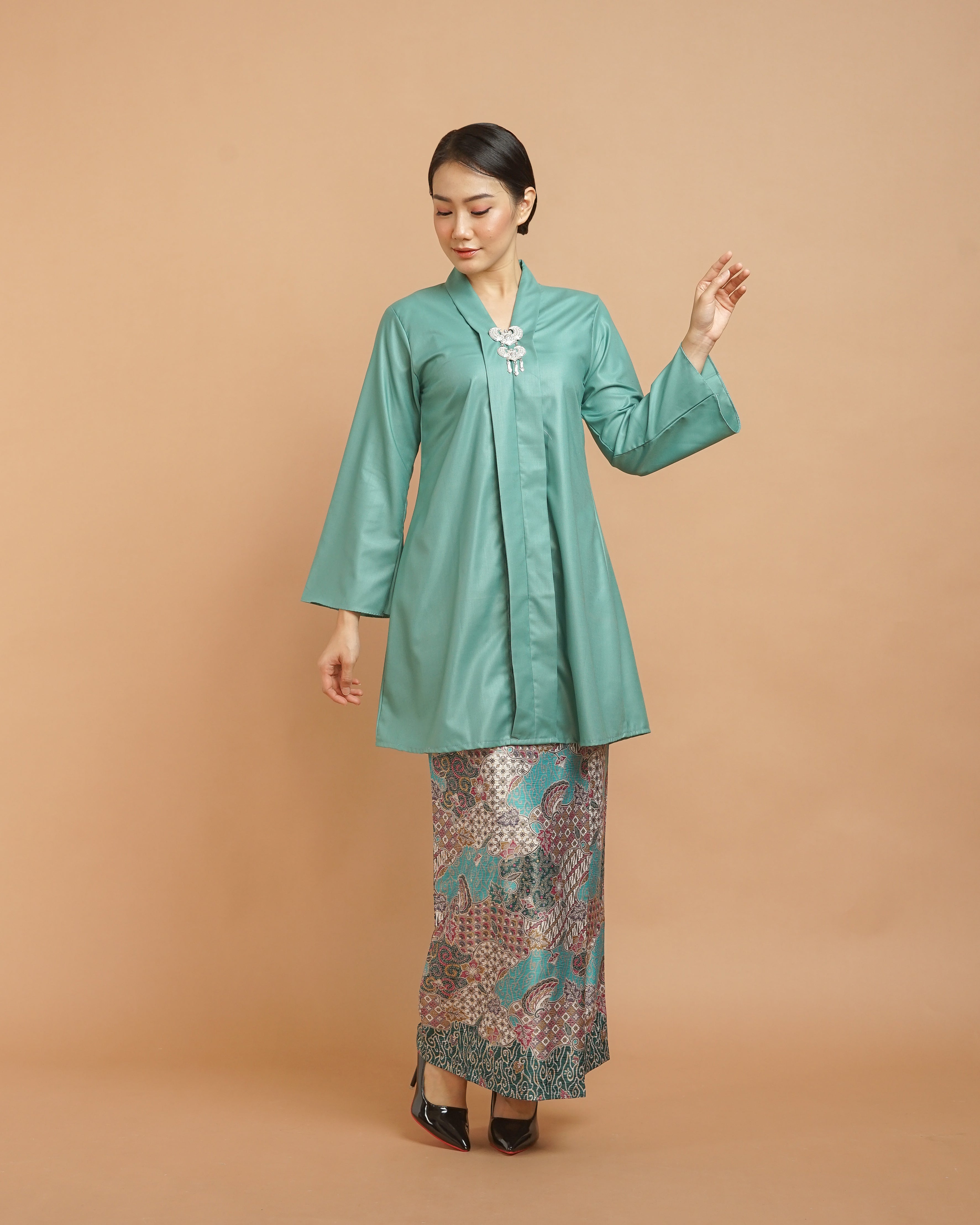 Classic Kebaya Panjang