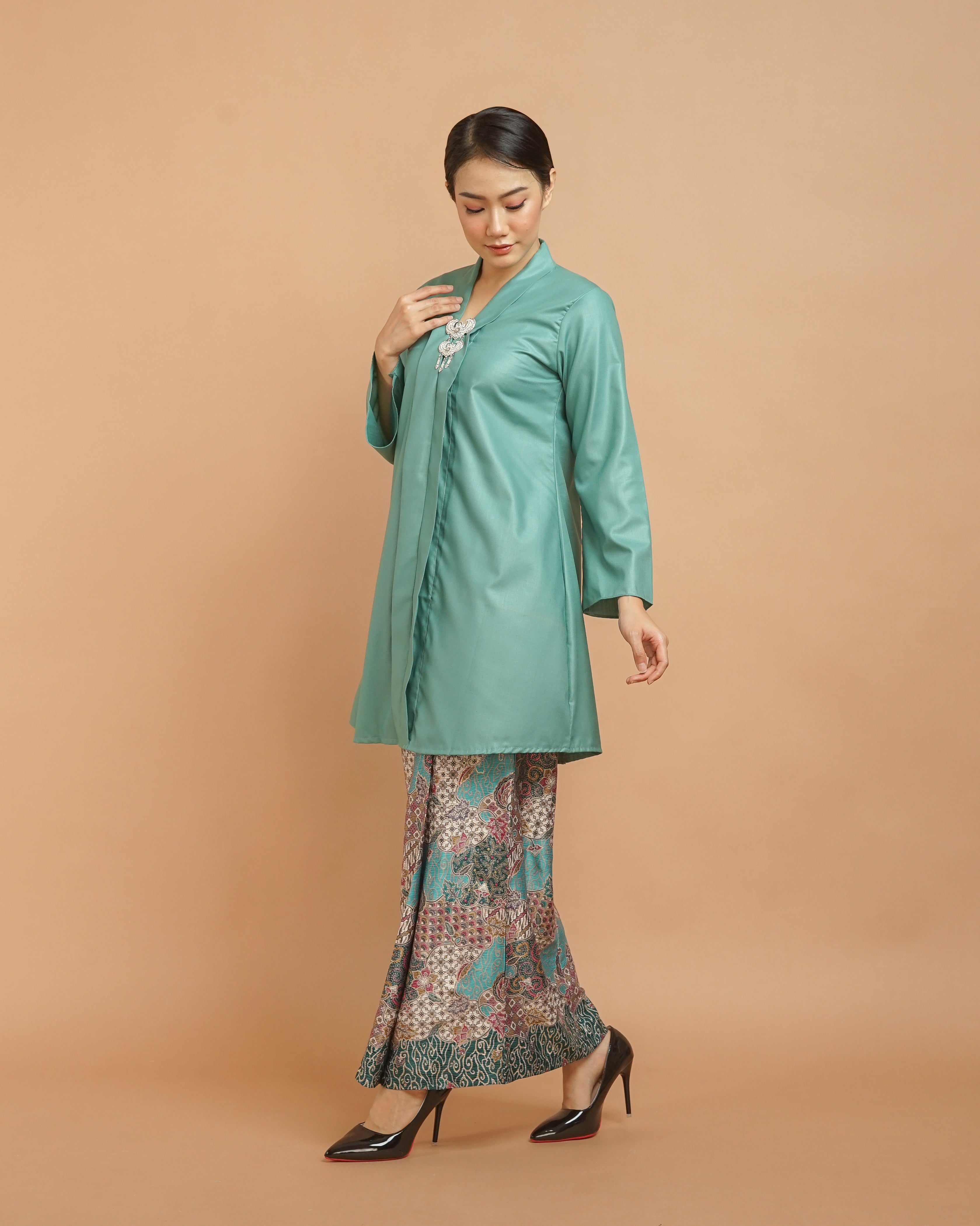 Classic Kebaya Panjang