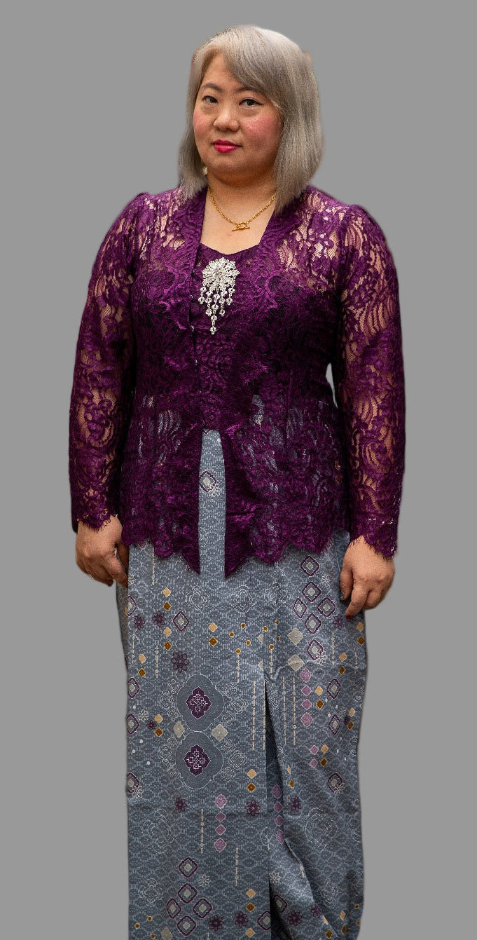 *Accessories and Sarong/Skirt sold separately.

*Product colour may slightly vary due to photographic lighting sources or your mointor setting. The actual size may vary as many of the products we produce are hand made. Please allow (0.05 to 0.1 inches) size variance.
