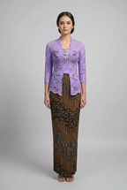 Lilac Kebaya Saloma Set on matching model