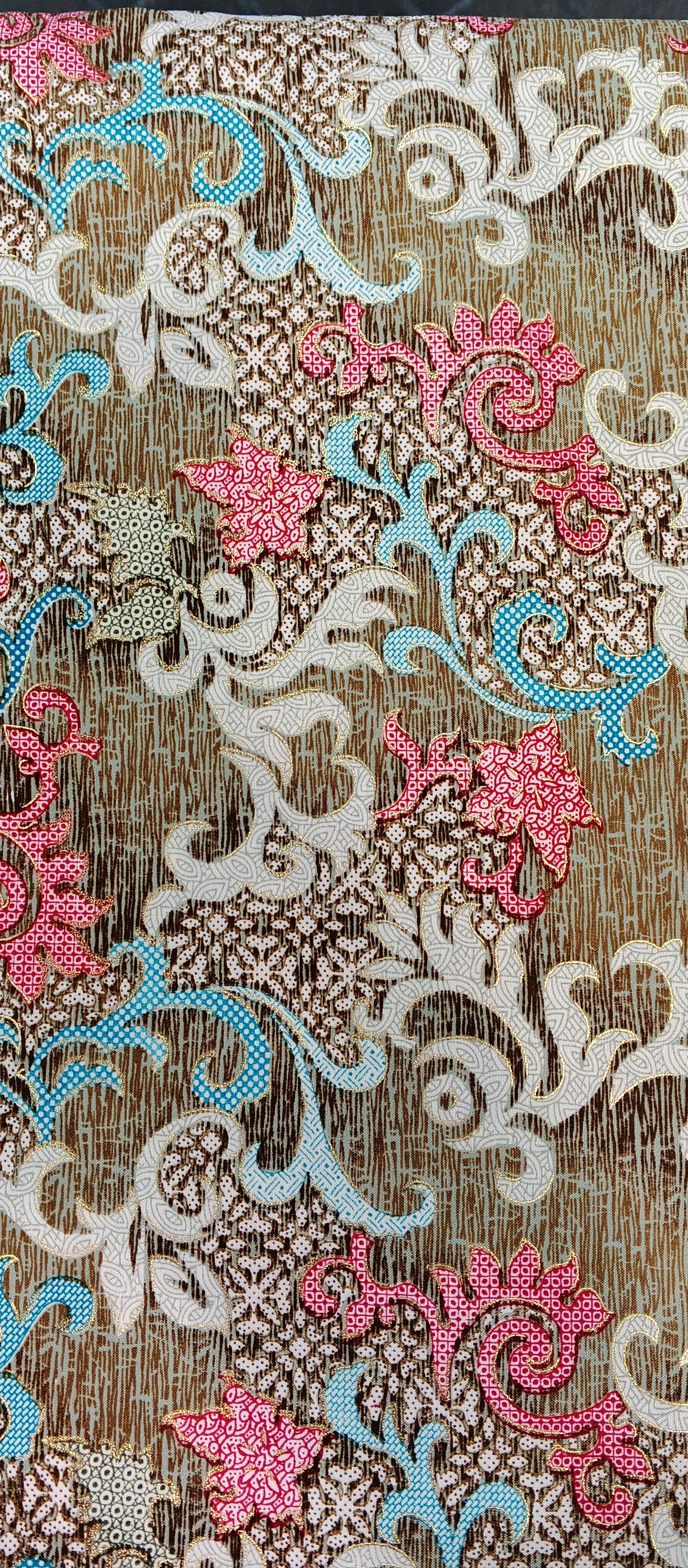 Overlap Sarong Batik Satin