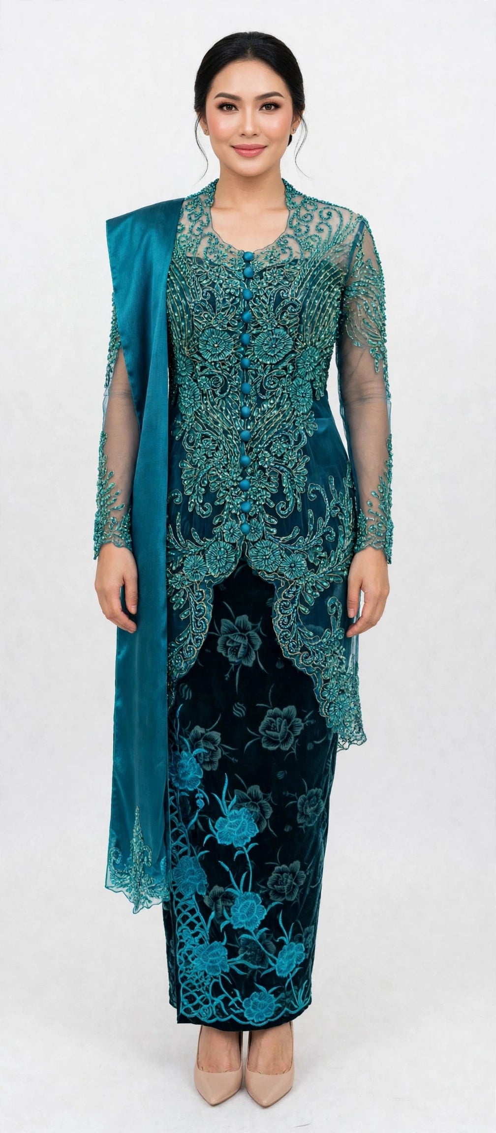 Kebaya Gayatri Showcase