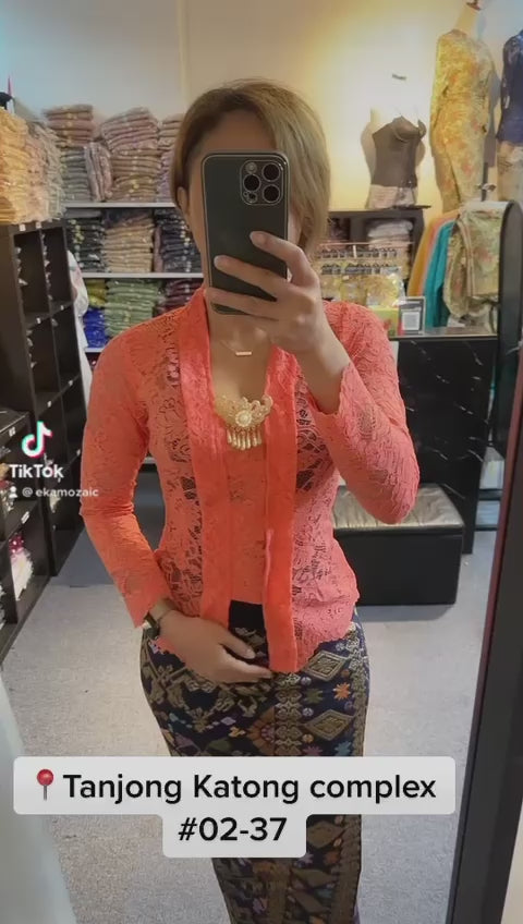 Kebaya Lusiana