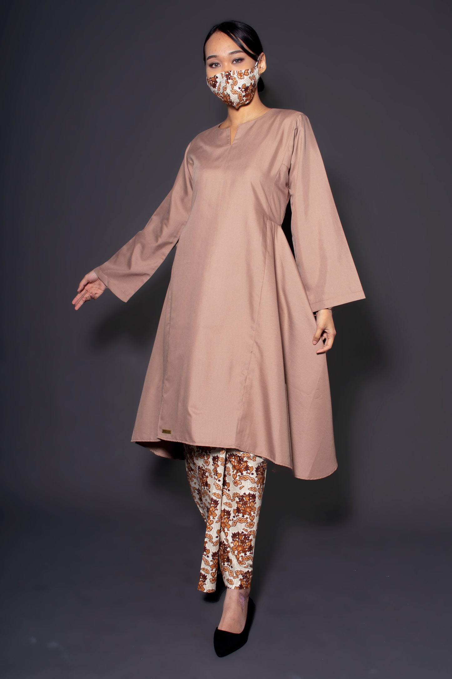 Kurung Pemo Top