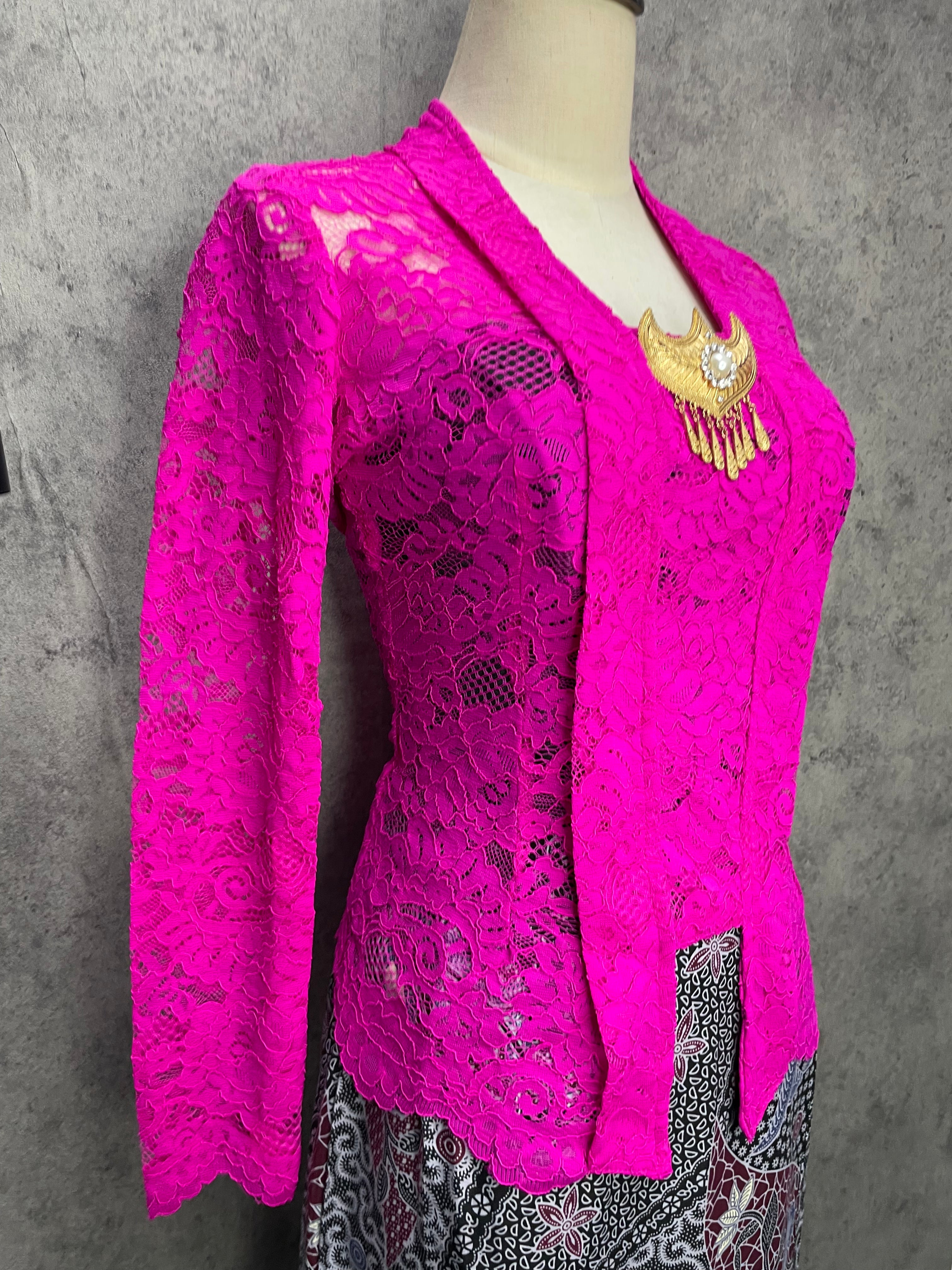 Kebaya Lusiana
