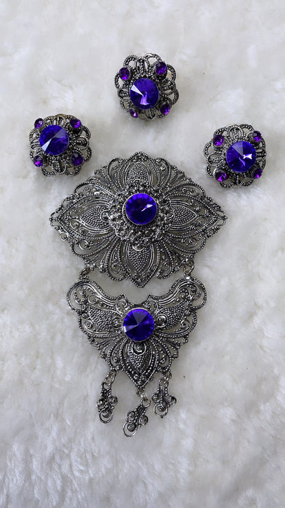 Brooch Set