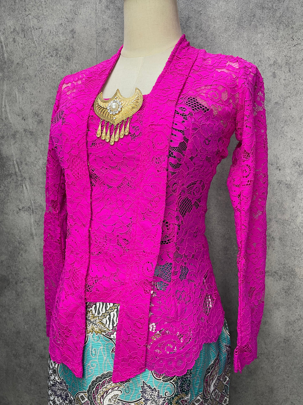 Kebaya Lusiana