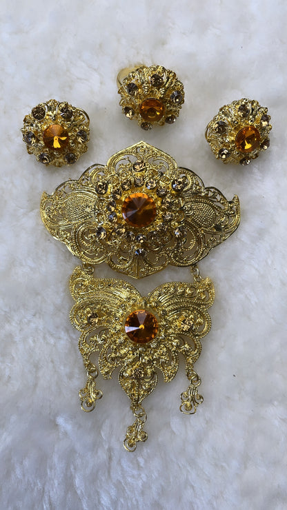 Brooch Set